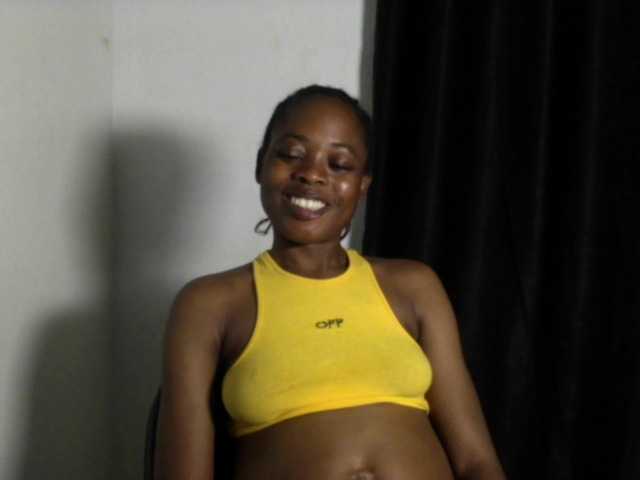 Lickmapussy live cam on BongaCams