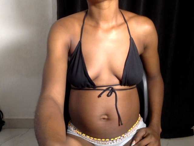 Lickmapussy live cam on BongaCams