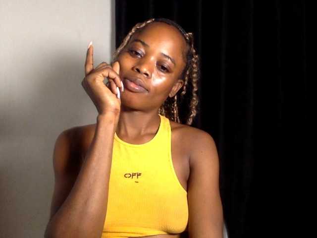 Lickmapussy live cam on BongaCams