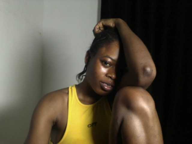 Lickmapussy live cam on BongaCams