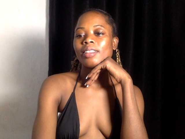 Lickmapussy live cam on BongaCams