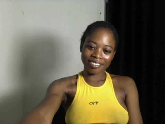 Lickmapussy live cam on BongaCams