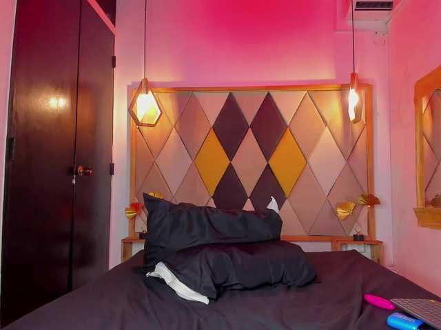 CamilFerrer live cam on BongaCams