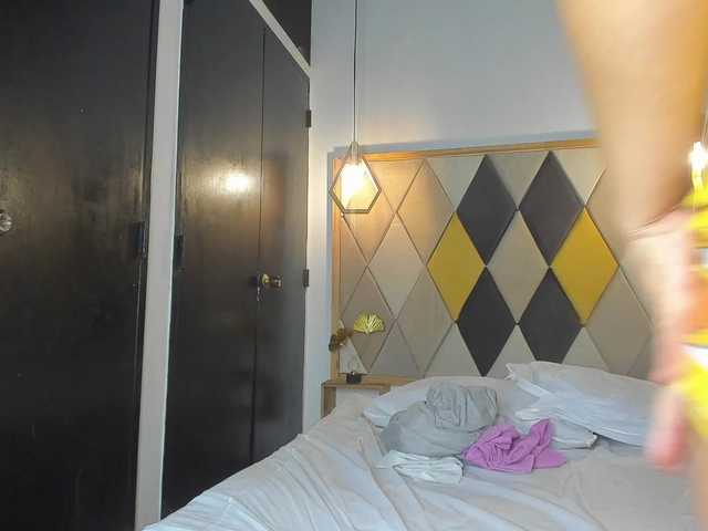 CamilFerrer live cam on BongaCams