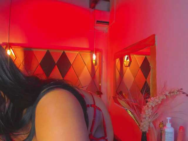 CamilFerrer live cam on BongaCams