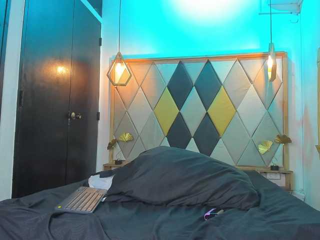 CamilFerrer live cam on BongaCams