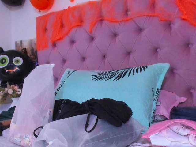 Dania-wish1 live cam on BongaCams