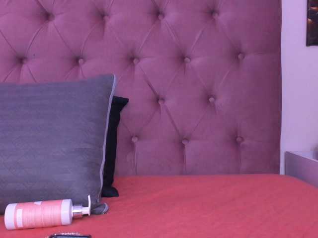 Dania-wish1 live cam on BongaCams