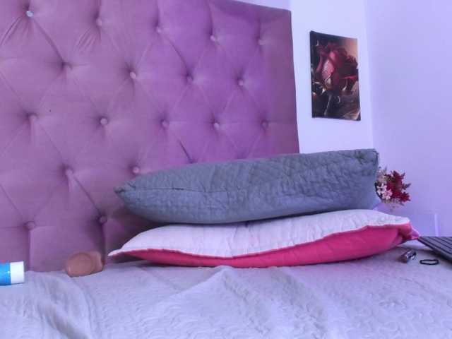 Dania-wish1 live cam on BongaCams