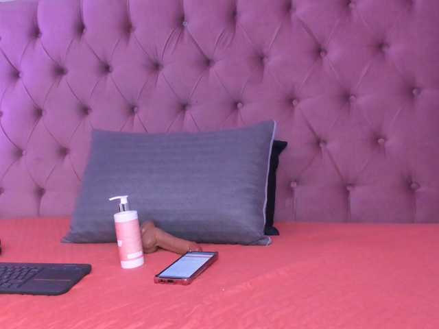 Dania-wish1 live cam on BongaCams