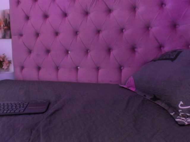 Dania-wish1 live cam on BongaCams