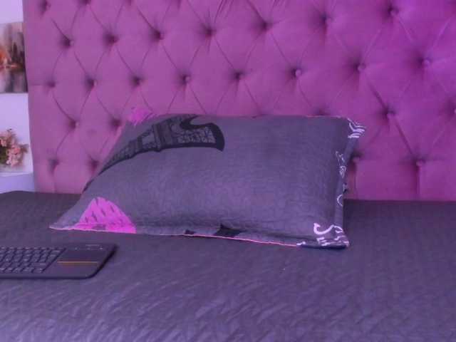 Dania-wish1 live cam on BongaCams