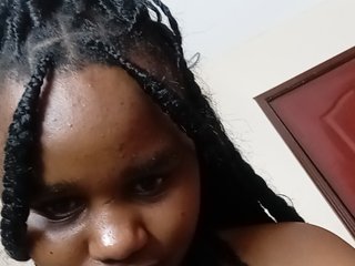 Prettyshe's Live Webcam