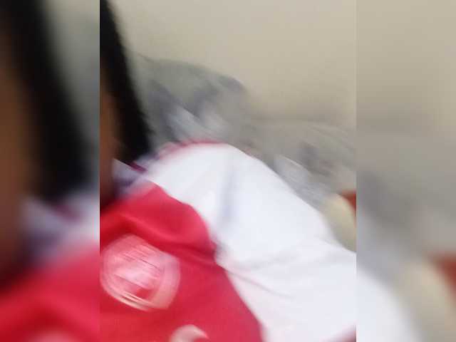 Prettyshe live cam on BongaCams