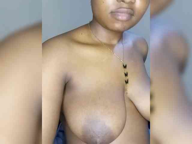 Prettyshe webcam