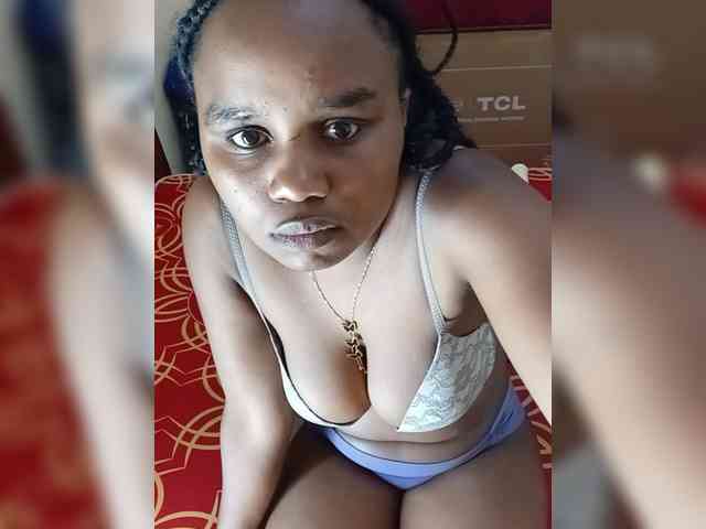 Prettyshe webcam