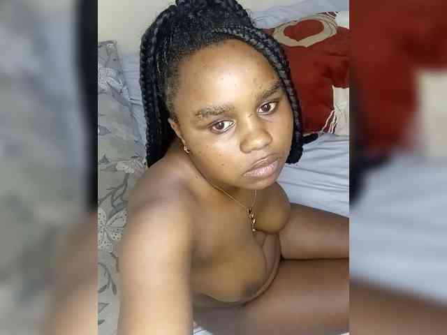 Prettyshe webcam
