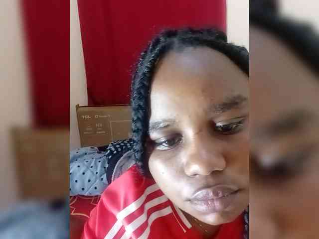 Prettyshe webcam