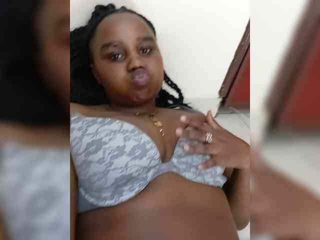 Prettyshe webcam
