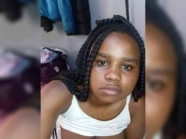 Prettyshe webcam