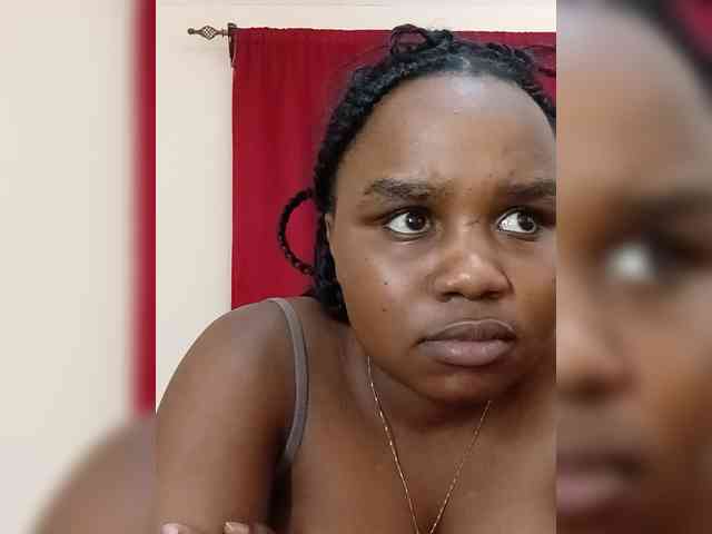Prettyshe webcam