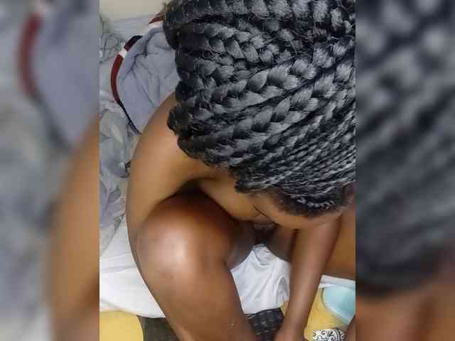 Prettyshe webcam