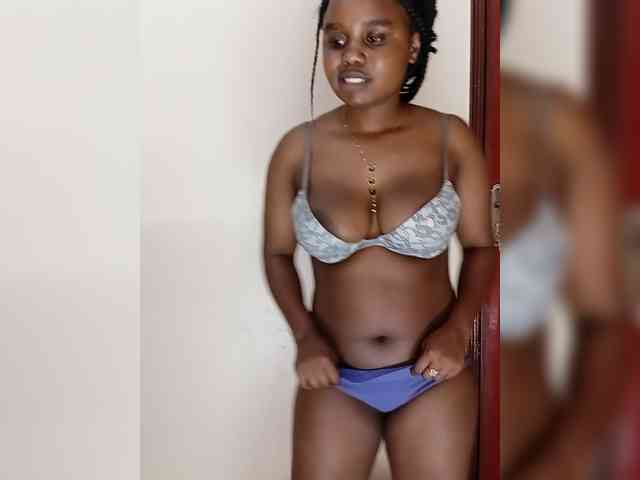 Prettyshe webcam