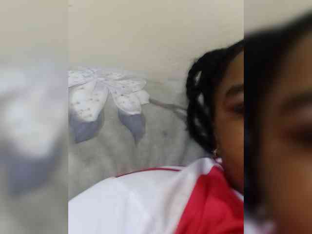 Prettyshe webcam
