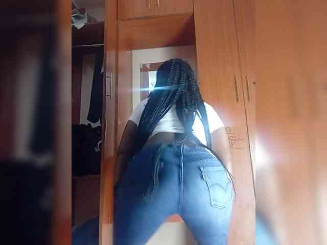 Prettyshe webcam