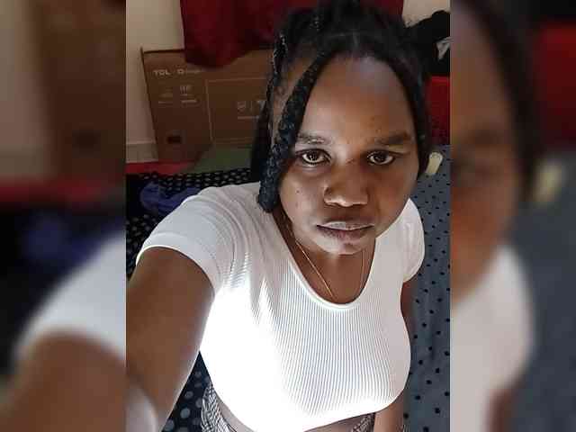 Prettyshe webcam