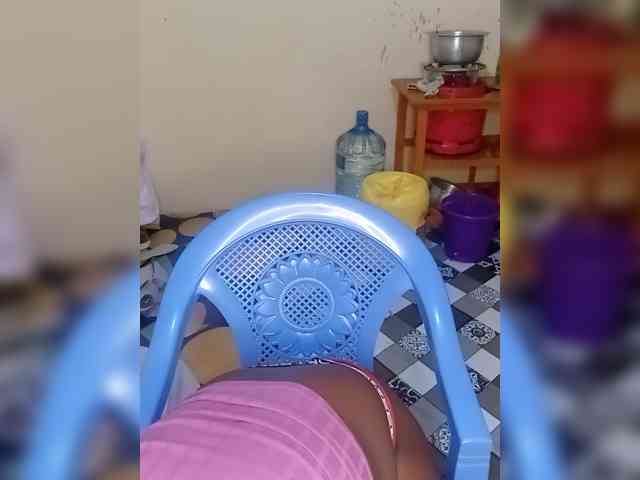 Prettyshe webcam