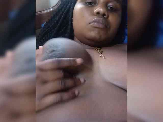 Prettyshe webcam