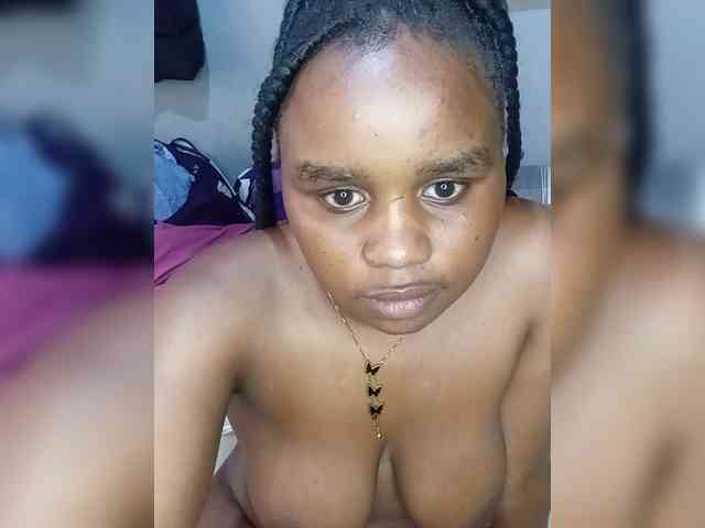 Prettyshe webcam