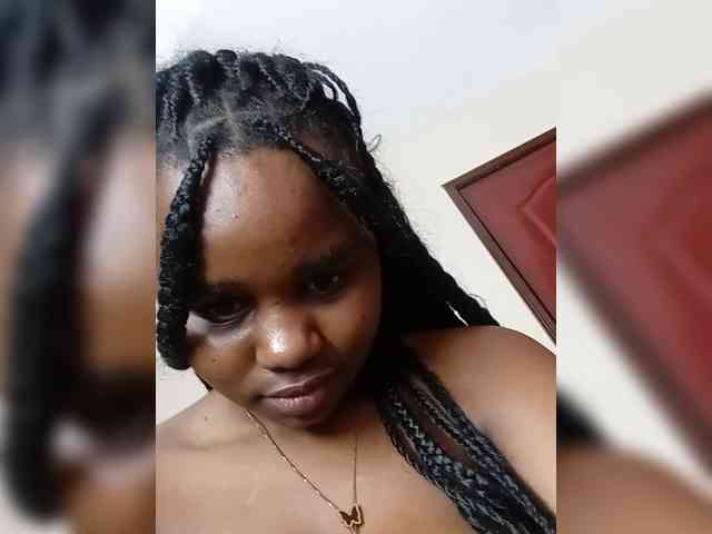 Prettyshe webcam