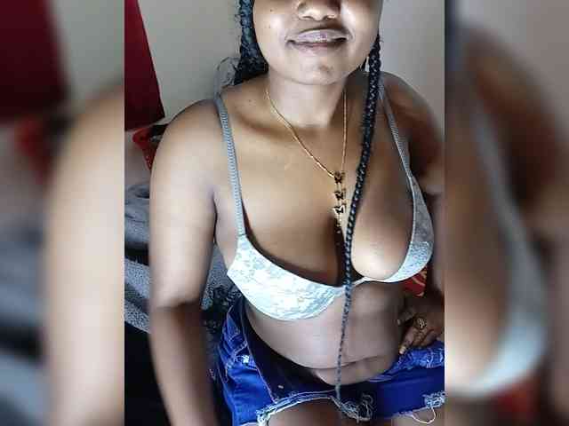 Prettyshe webcam
