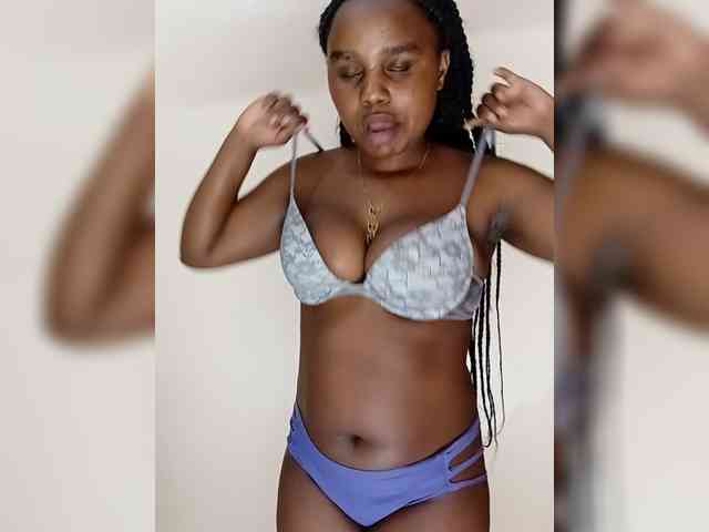 Prettyshe webcam