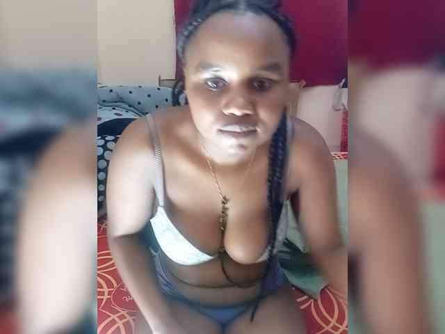 Prettyshe webcam