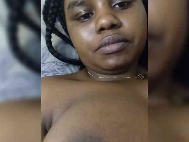 Prettyshe webcam
