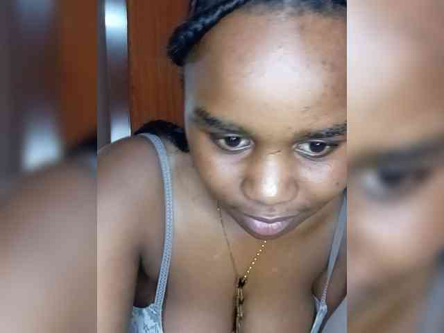 Prettyshe webcam