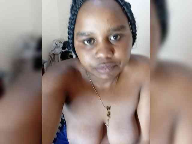 Prettyshe webcam