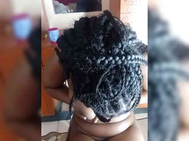 Prettyshe webcam