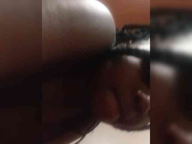 Model: Prettyshe