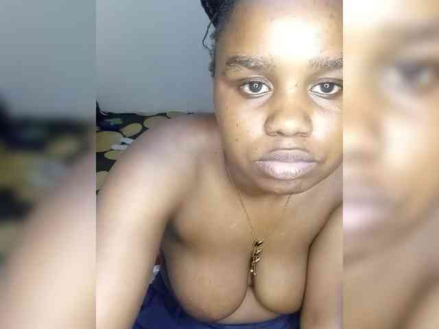 Prettyshe webcam