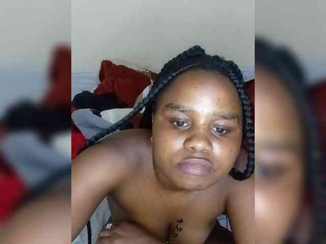 Prettyshe webcam