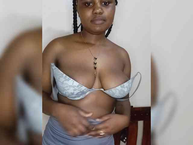 Prettyshe webcam