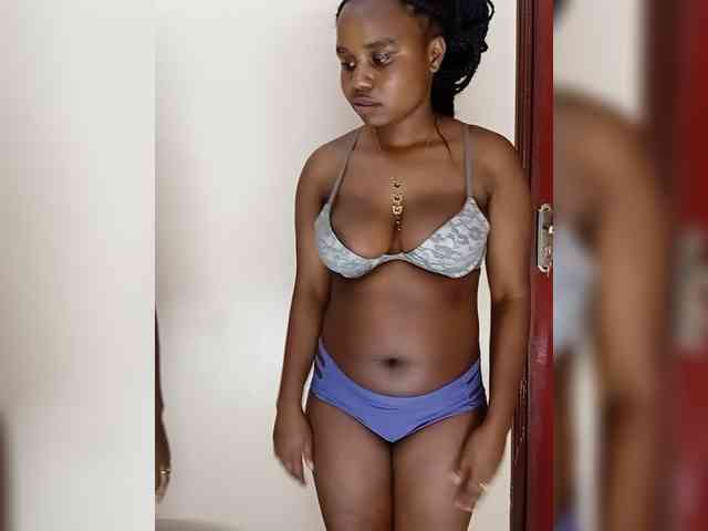 Prettyshe webcam