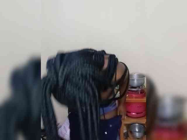 Prettyshe webcam