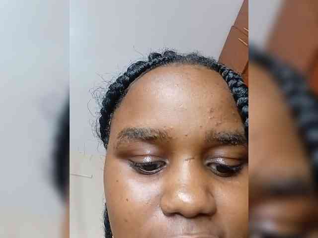 Prettyshe webcam