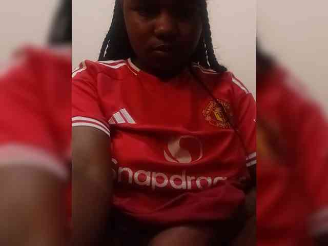 Prettyshe webcam