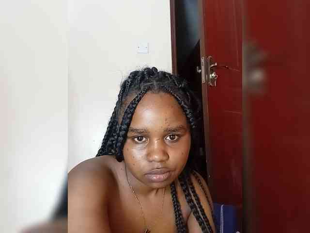 Prettyshe webcam